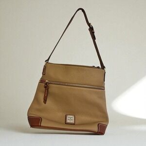 Dooney & Bourke Taupe Pebble Grain Purse Shoulder Bag Lightly Used‎
